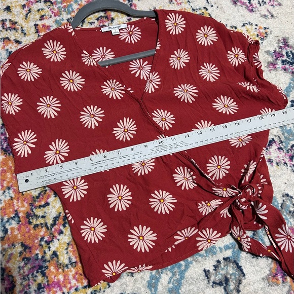 Madewell | sash-tie wrap top in daisy daydream medium - Picture 6 of 8